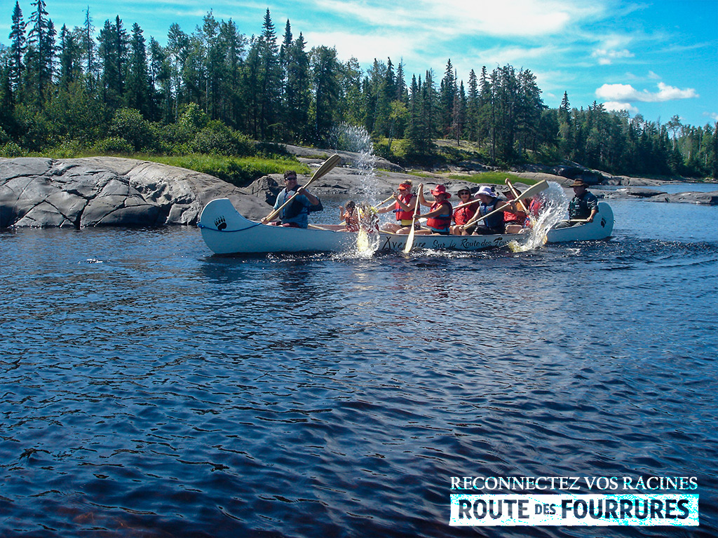 rabaska-canoe_lac-st-jean-route-des-fourrures_
