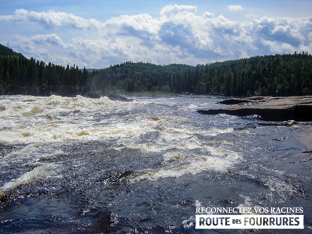rabaska-canoe_lac-st-jean-route-des-fourrures_