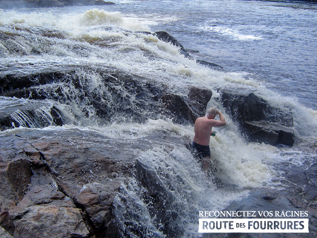 rabaska-canoe_lac-st-jean-route-des-fourrures_