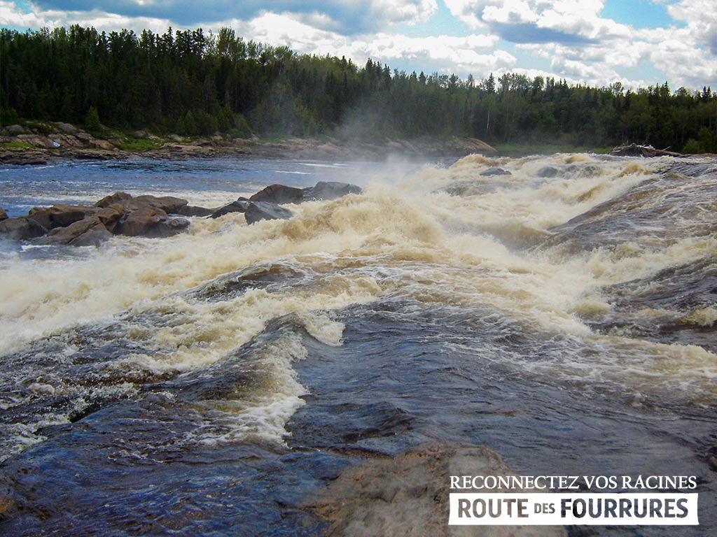 rabaska-canoe_lac-st-jean-route-des-fourrures_