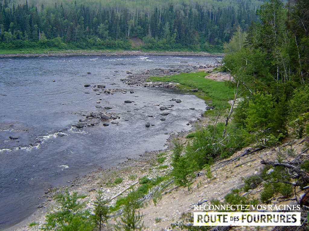 rabaska-canoe_lac-st-jean-route-des-fourrures_